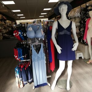 Angelique Beenmode & Lingerie image 1