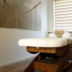 Relax Massage &amp; Wellness image 3