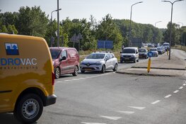 Opnieuw actie bij Tata Steel: boos personeel blokkeert toegangspoort