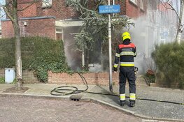 Veel rookontwikkeling bij woningbrand in Santpoort