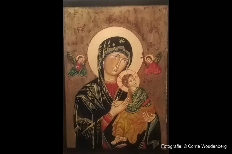 Iconen in de oud-katholieke kerk IJmuiden