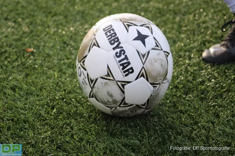Feyenoord Vrouwen pakken tegen Telstar derde zege op rij