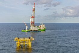 Topside Hollandse Kust (noord) voor  TenneT succesvol op jacket geplaatst