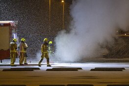 Porsche uitgebrand op parkeerterrein in Velsen-Noord