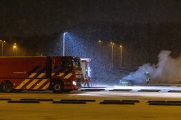 Porsche uitgebrand op parkeerterrein in Velsen-Noord