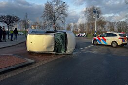 Automobilist gecrasht in IJmuiden