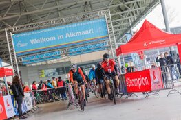 4.500 fietsers koersen door de prachtige provincie tijdens 49e Ronde van Noord-Holland