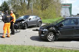 Botsing in Velsen-Noord, bestuurder meegenomen door politie