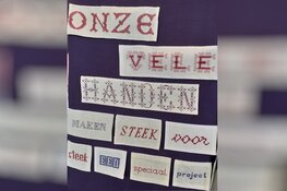 MerkWaardig exposeert in de Bibliotheek met Zinnige draden