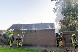 Brand in schuur in Santpoort-Noord