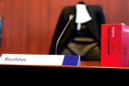 Veroordeling en vrijspraak voor voetbalgeweld tegen grensrechter in Velsen-Zuid