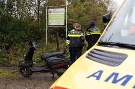 Scooterrijder in botsing met automobilist in Santpoort-Noord