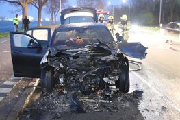 Auto door brand verwoest in Velsen-Zuid
