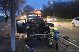 Auto door brand verwoest in Velsen-Zuid