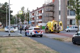 Botsing in IJmuiden met twee auto's, één gewonde