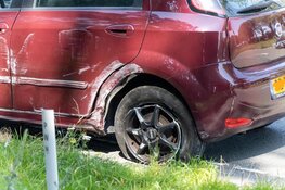Automobilist krijgt eenzijdig ongeluk in Velsen-Zuid