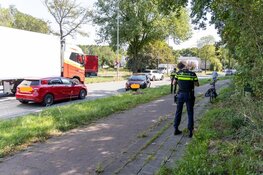 Automobilist krijgt eenzijdig ongeluk in Velsen-Zuid