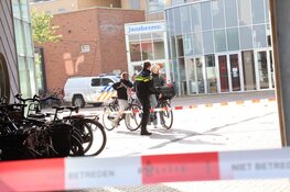 Fietser aangereden op rotonde in IJmuiden