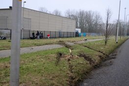 Automobilist op de kop bij ongeluk in Velsen-Noord