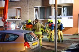 Drie kinderen gezocht voor brand in flat in IJmuiden