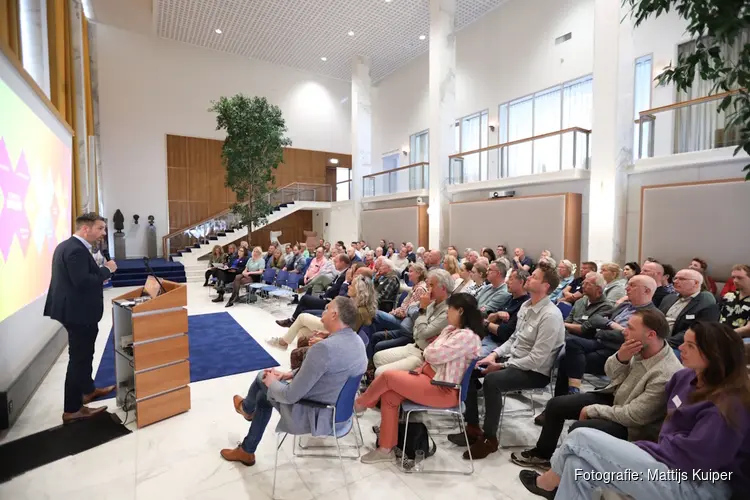 Berkel en Rodenrijs1+1=3 bij de Velsen Top 2025