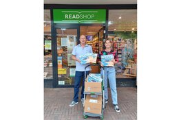 113 keer dank: Readshopklanten doneren prentenboeken aan de VoorleesExpress Velsen