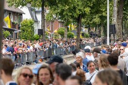 266e Kortebaandraverij in Santpoort trekt zoals ieder jaar weer veel toeschouwers