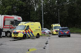 Vrachtwagenchauffeur ernstig gewond na val uit cabine