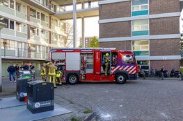 Brand in kelderbox van flat in IJmuiden