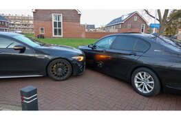 Auto's botsen op kruising Velsen-Noord, één gewonde