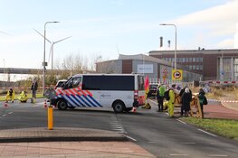 Demonstranten blokkeren ingangen Tata Steel tijdens XR-actie “Operatie Storm”