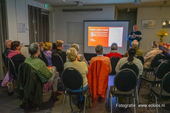 AI-training voor 45-plussers in Den Helder en Alkmaar
