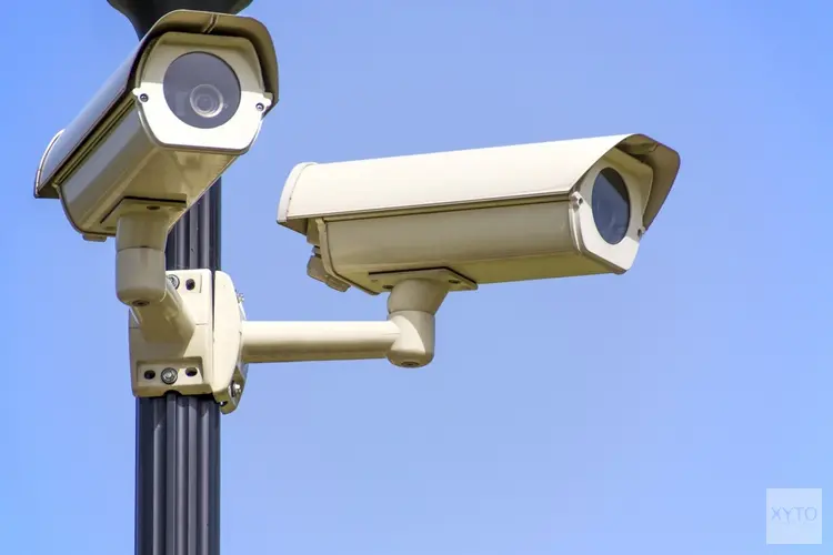 Camera geplaatst bij het Stratingplantsoen in Velsen-Noord