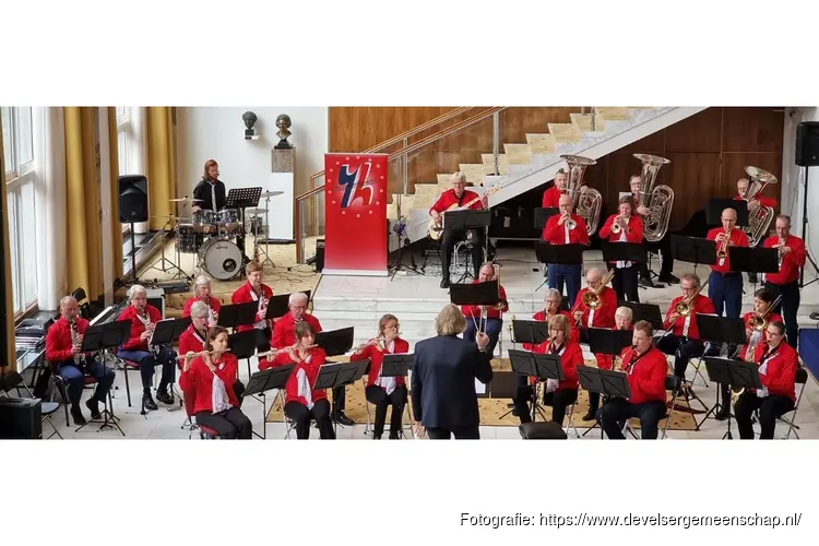VG-concert door IJHmusements Orkest en Soli Harmonie in Soli MuziekCentrum