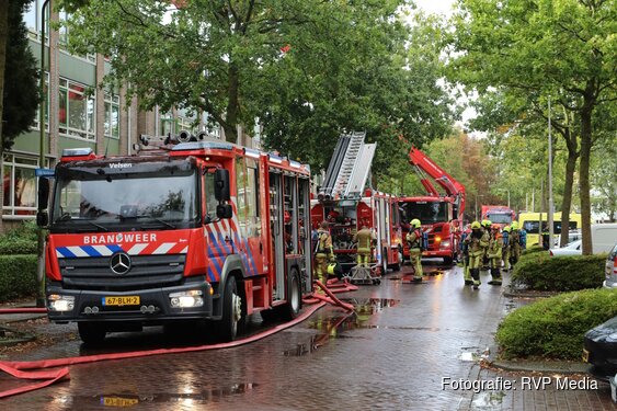 Grote brand in portiekflat in Santpoort-Zuid