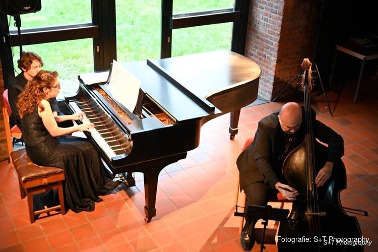 Uitgeester contrabassist brengt Schubert naar Santpoort-Noord