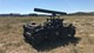 IJmuidenaar biedt legertank te koop aan: "Ik gebruik &#39;m om een ijsje te halen op het strand"