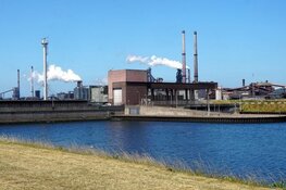 Grafiet vrijgekomen bij Tata Steel, bedrijf stuurt waarschuwingsbericht