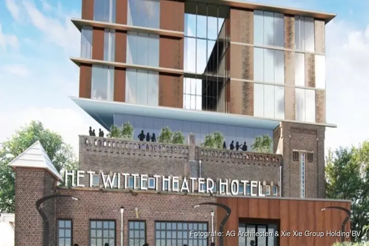 Tóch hotel in pand voormalig Witte Theater in IJmuiden