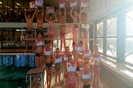 Kinderen halen zwem ABC