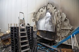Bedrijfspand Velserbroek loopt schade op door brand pallets