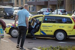 Scooterrijder lelijk gewond bij botsing in IJmuiden